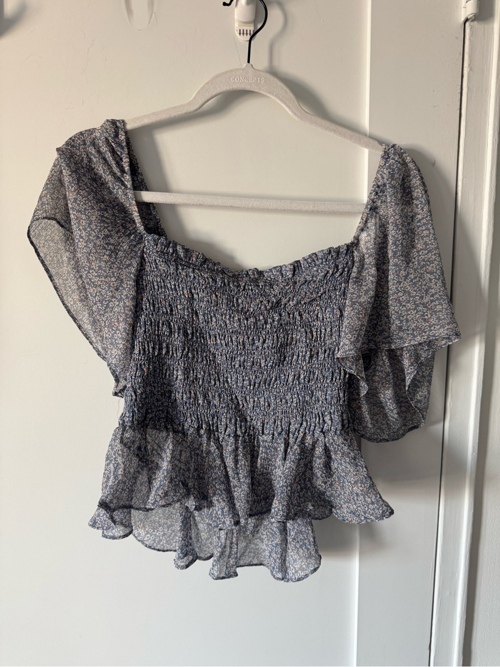 emory park Blue Floral Smocked Peplum Crop Top